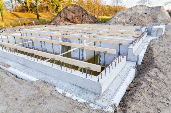 Cost of Concrete Foundation Pouring in Lansing