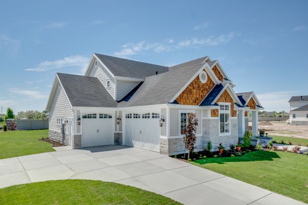 Cost of Concrete Driveway Paving in Lansing