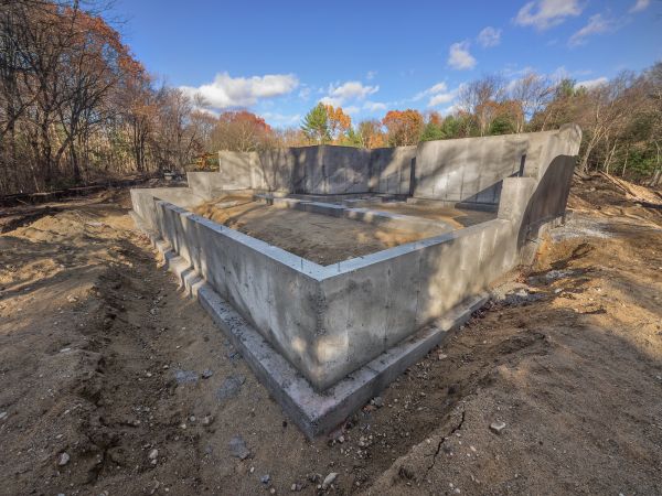 Cost of Foundation Wall Pouring in Lansing