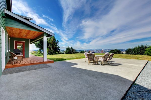 Cost of Backyard Concreting in Lansing