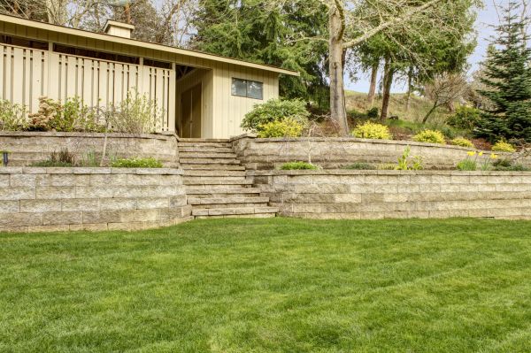 Cost of Retaining Wall Construction in Lansing