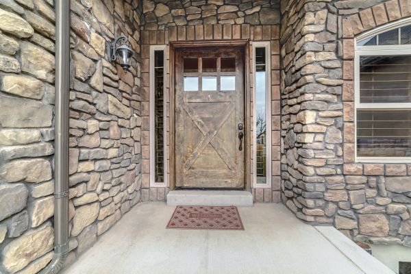 Cost of Cement Porch Construction in Lansing