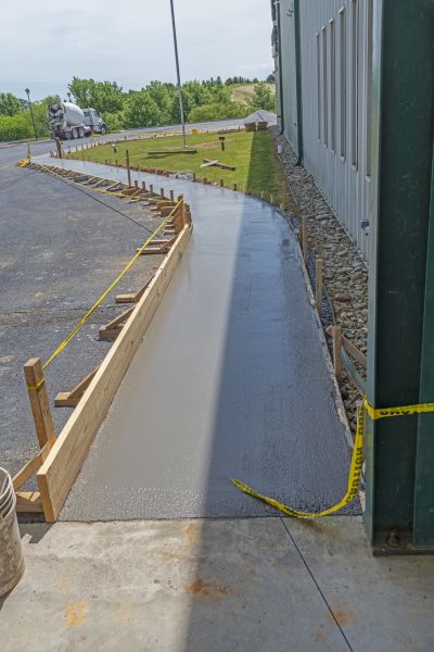 Cost of Concrete Sidewalk Paving in Lansing